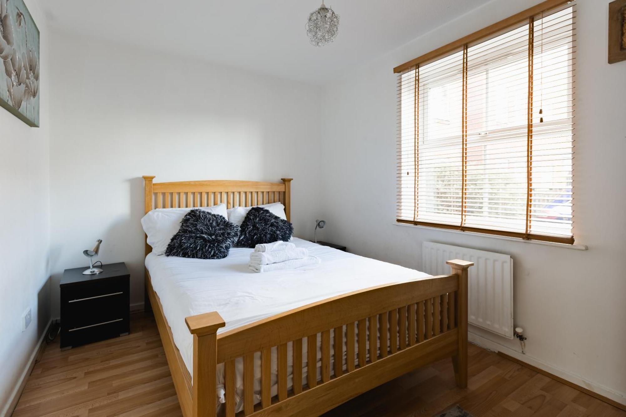 Hullidays Victora Dock- Refurbished 2024 Lejlighed Kingston upon Hull Eksteriør billede